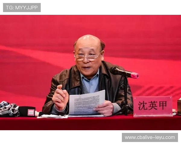 从体育到法治：资深记者李明的转型之路，如何找到职业新方向？