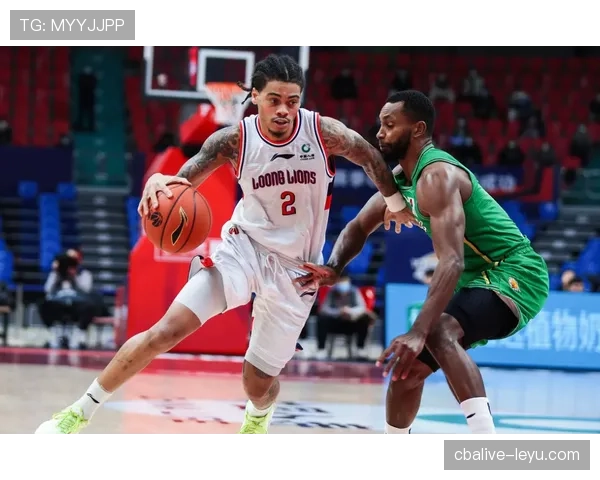 戴维斯战术价值显著提升，强势助力球队冲击季后赛新高峰