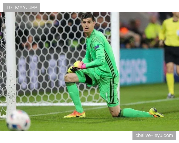 库尔图瓦状态回暖，强势重返世界顶级门将行列