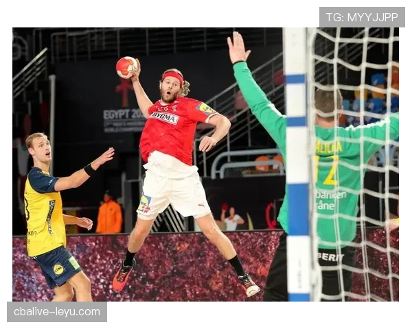 阿拉巴战术适配性分析：强化球队防守韧性与提升战术灵活性的关键策略