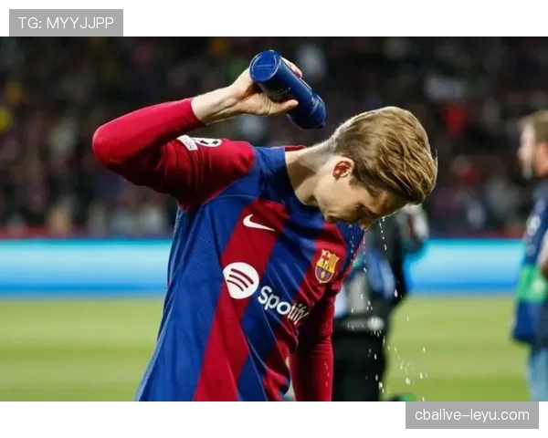 巴萨危机：战术混乱哈维下课，联赛争冠优势已失，巴黎危机带来的连锁反应